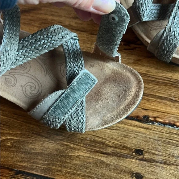 SAS Women's Gray Sandals - Picture 13 of 14